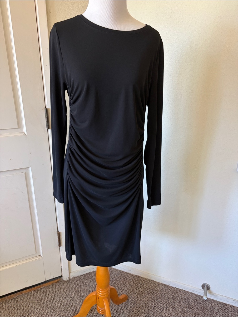 Donna Karan Black Long-Sleeve Ruched Side Dress